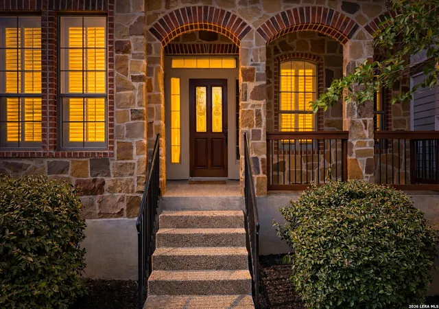 Photo 2 of Sale Pending at 819 Tiger Lily, San Antonio, TX 78260 | MLS# 1956727 | Listing updated on 2026-05-15