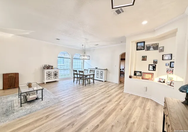 Photo 4 of Sale Pending at 8454 Ulysses, Universal City, TX 78148 | MLS# 1956791 | Listing updated on 2026-05-15
