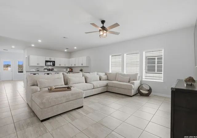 Photo 4 of Single family home for sale at 210 Antelope Vly, San Antonio, TX 78253 | MLS# 1956798 | Listing updated on 2026-05-19