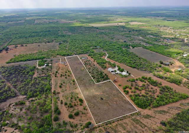 Homes for sale in Yancey, TX | 0 W County Road 640, Yancey, TX 78886 | MLS# 1956856