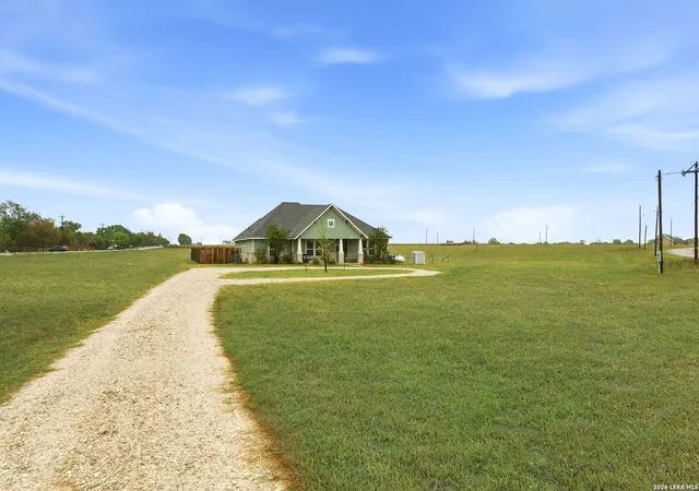 Photo 3 of Single family home for sale at 1302 Countryside Bnd, Fredericksburg, TX 78624 | MLS# 1956866 | Listing updated on 2026-08-14