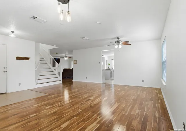 Photo 4 of Single family home for sale at 6339 Higbee Mill, San Antonio, TX 78247 | MLS# 1956871 | Listing updated on 2026-04-23