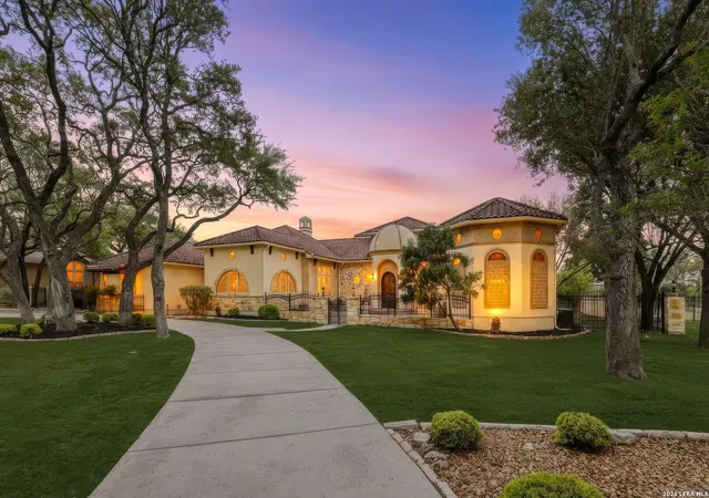 2nd image of 8207 Wild Wind, Garden Ridge, TX 78266 | MLS# 1956896