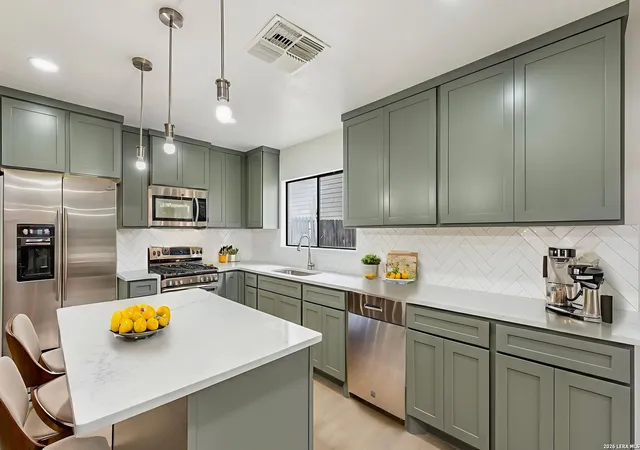 5th image of 306 Cypressgarden Dr, San Antonio, TX 78245 | MLS# 1956971