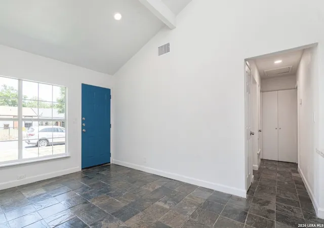 Photo 4 of Single family home for sale at 7006 Glen Pass, San Antonio, TX 78239 | MLS# 1956999 | Listing updated on 2026-07-29