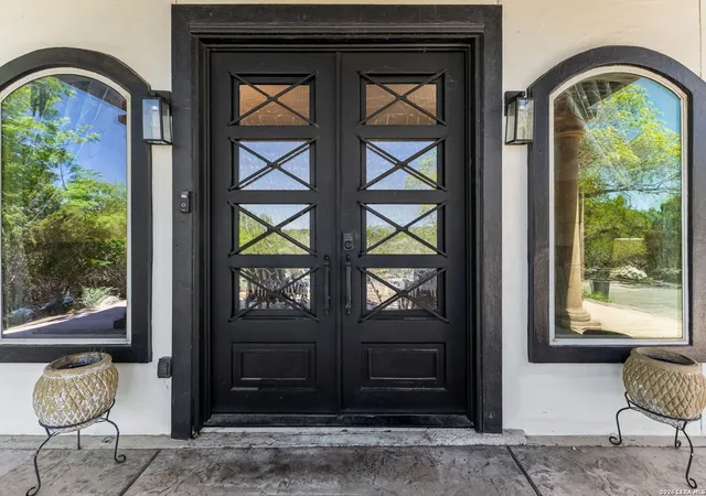Photo 4 of Single family home for sale at 25959 Mahogony Trl, San Antonio, TX 78255 | MLS# 1957055 | Listing updated on 2026-08-18