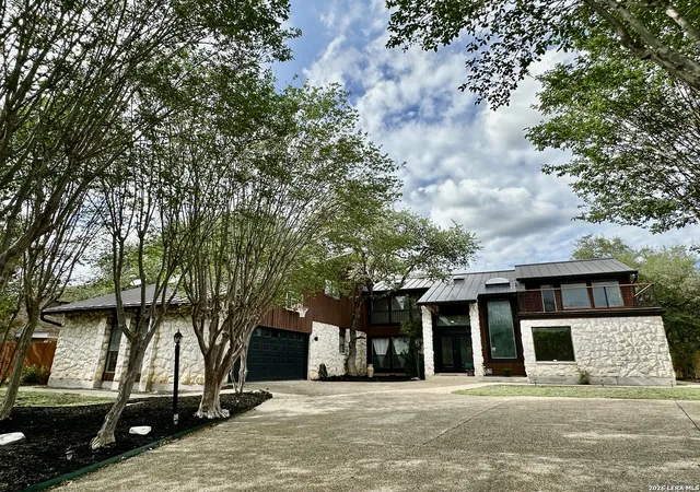 Photo 1 of Single family home for sale at 201 Country Wood Dr, San Antonio, TX 78216 | MLS# 1957072 | Listing updated on 2026-09-07