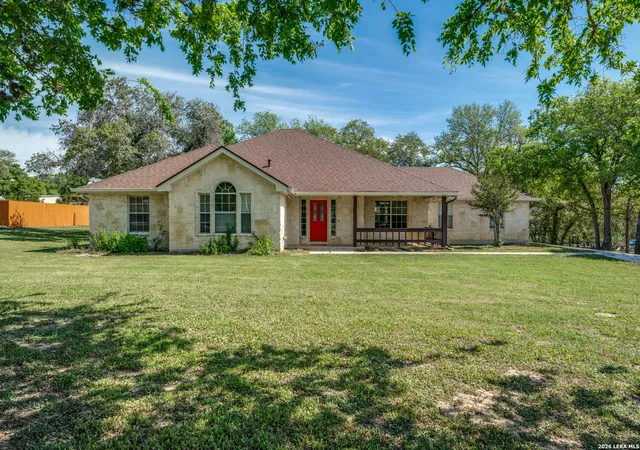 Photo 3 of Sale Pending at 217 Hunters Dawn, La Vernia, TX 78121 | MLS# 1957125 | Listing updated on 2026-09-30
