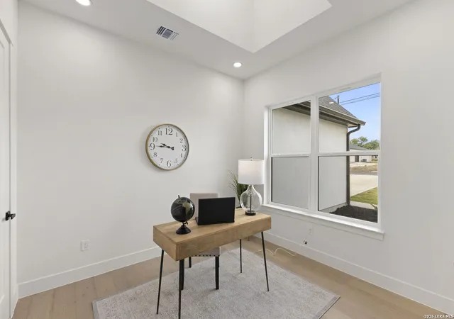 Photo 4 of Single family home for sale at 117 Hiram Cook, Blanco, TX 78606 | MLS# 1957165 | Listing updated on 2026-05-19