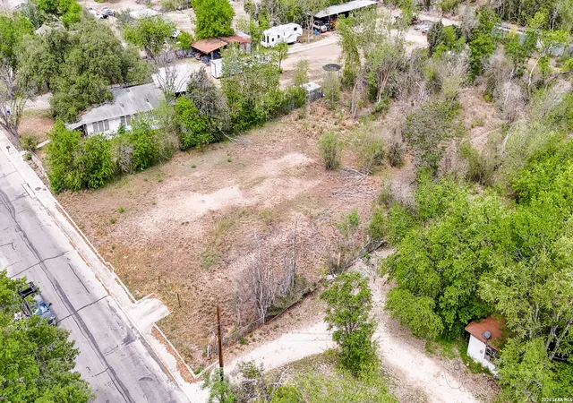 Photo 2 of Land for sale at 307 Orchard Rd, San Antonio, TX 78220 | MLS# 1957203 | Listing updated on 2026-04-21