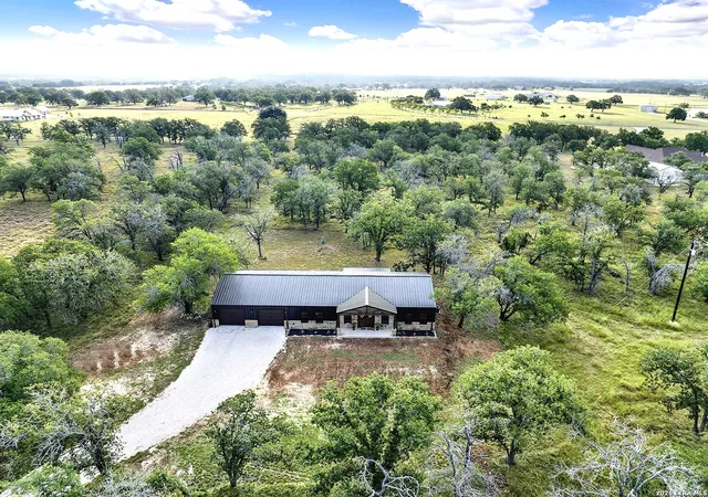 Photo 3 of Single family home for sale at 1150 Orchard Park Boulevard, Medina, TX 78055 | MLS# 1957211 | Listing updated on 2026-09-06