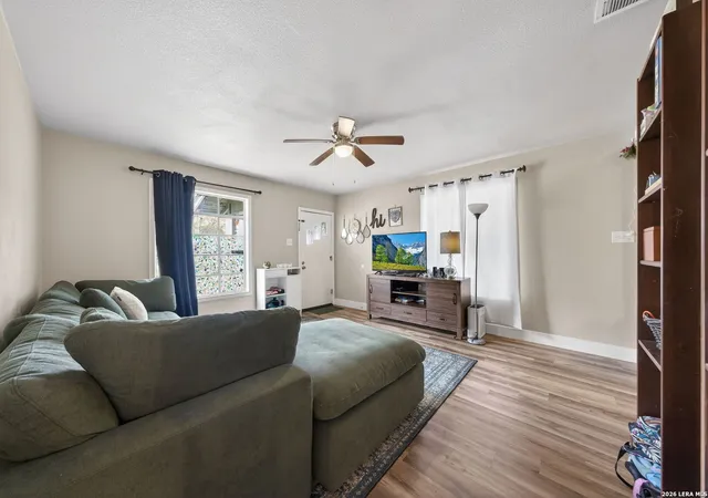4th image of 303 Winburn Ave, Schertz, TX 78154 | MLS# 1957215