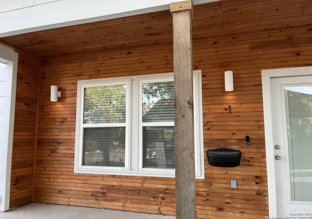 4th image of 2507 E Commerce St, San Antonio, TX 78203 | MLS# 1957219