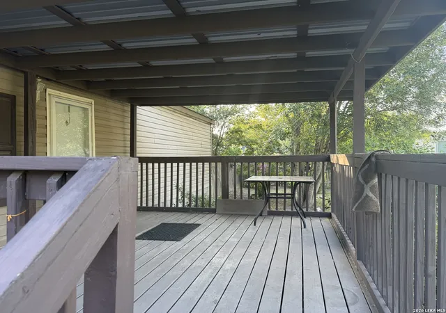 Photo 3 of Single family home for sale at 901 Tonkawa Cir, New Braunfels, TX 78130 | MLS# 1957230 | Listing updated on 2026-08-10