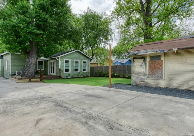 27th image of 523 E Huisache Ave, San Antonio, TX 78212 | MLS# 1957231