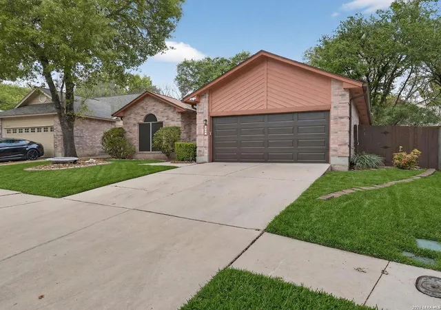 Photo 3 of Single family home for sale at 6246 John Chapman, San Antonio, TX 78240 | MLS# 1957272 | Listing updated on 2026-05-02