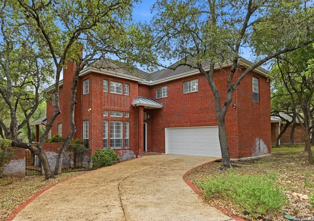 Photo 2 of Single family home for sale at 15 Villa Verde, San Antonio, TX 78230 | MLS# 1957286 | Listing updated on 2026-08-25
