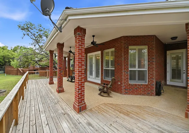 Photo 3 of Single family home for sale at 15 Villa Verde, San Antonio, TX 78230 | MLS# 1957286 | Listing updated on 2026-08-25