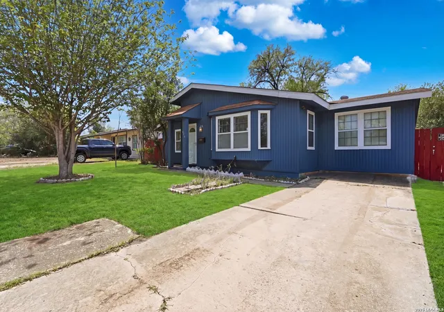 Photo 2 of Single family home for sale at 814 Weizmann, San Antonio, TX 78213 | MLS# 1957313 | Listing updated on 2026-09-02