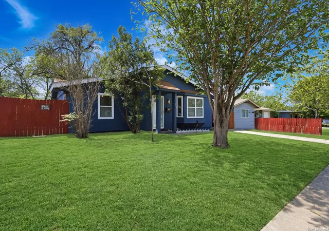 Photo 3 of Single family home for sale at 814 Weizmann, San Antonio, TX 78213 | MLS# 1957313 | Listing updated on 2026-09-02