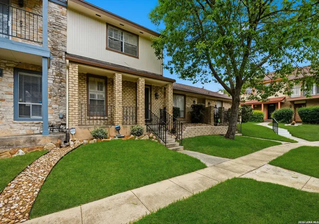 Photo 2 of Condo for sale at 11303 Vance Jackson #H2, San Antonio, TX 78230 | MLS# 1957381 | Listing updated on 2026-06-27