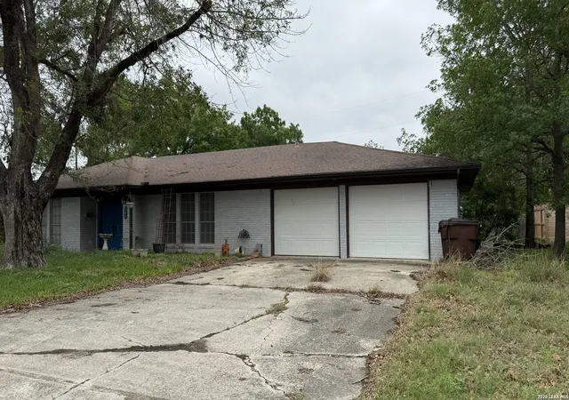 1st image of 906 Merritt, Lockhart, TX 78644 | MLS# 1957419