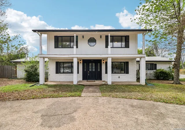 1st image of 302 Weathercock Ln, Windcrest, TX 78239 | MLS# 1957460
