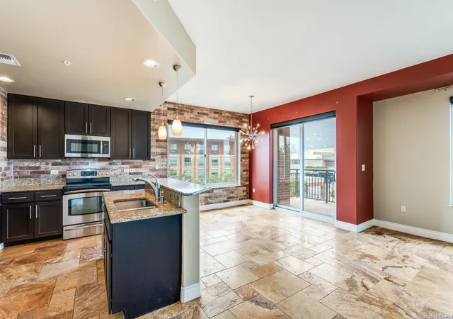 4th image of 215 N Center #307, San Antonio, TX 78202 | MLS# 1957486