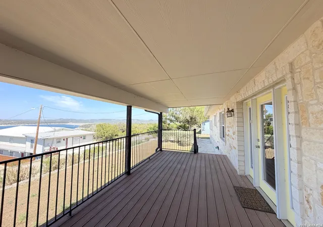 Photo 4 of Sale Pending at 1210 Skyline, Canyon Lake, TX 78133 | MLS# 1957511 | Listing updated on 2026-10-29