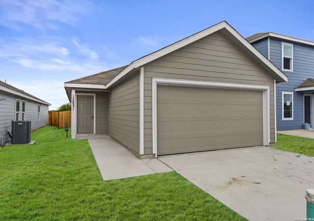 Photo 1 of Single family home for sale at 12831 Kathleen St, San Antonio, TX 78152 | MLS# 1957556 | Listing updated on 2026-09-02