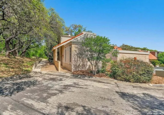 Photo 3 of Single family home for sale at 3729 Big Meadows St, San Antonio, TX 78230 | MLS# 1957602 | Listing updated on 2026-06-16