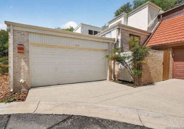 Photo 3 of Single family home for sale at 3729 Big Meadows St, San Antonio, TX 78230 | MLS# 1957602 | Listing updated on 2026-06-16