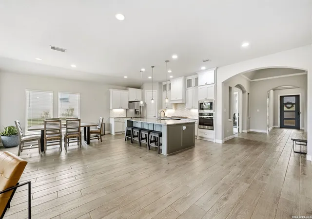 Photo 3 of Single family home for sale at 1186 Diretto Dr, New Braunfels, TX 78132 | MLS# 1957606 | Listing updated on 2026-08-15