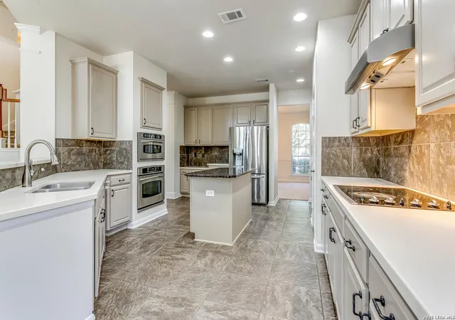 3rd image of 19218 Brannan Blf, San Antonio, TX 78258 | MLS# 1957627