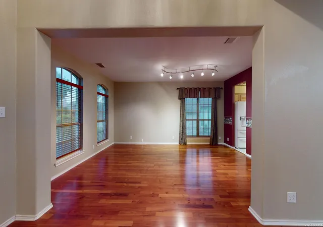 Photo 3 of Sale Pending at 200 Nandina Ct, Cibolo, TX 78108 | MLS# 1957647 | Listing updated on 2026-05-07