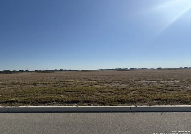 3rd image of 213 Reed Way, Castroville, TX 78009 | MLS# 1957660