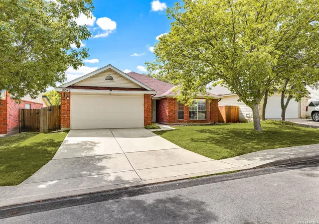 Photo 2 of Sale Pending at 10542 Cat Mountain, San Antonio, TX 78251 | MLS# 1957689 | Listing updated on 2026-04-30