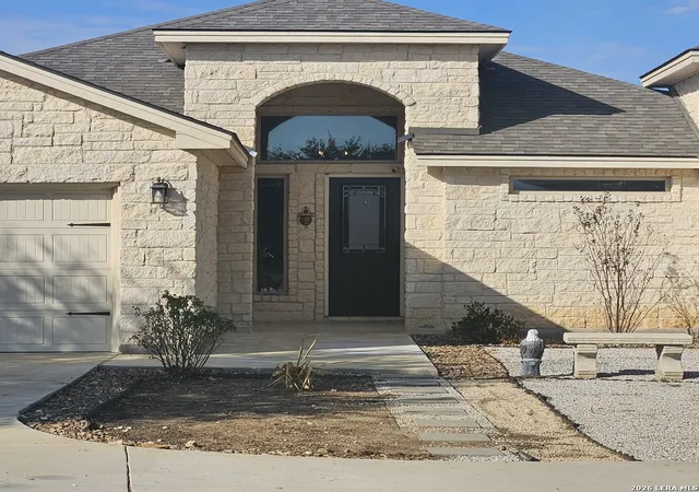 1st image of 137 W Medium Meadow, Lytle, TX 78052 | MLS# 1957731