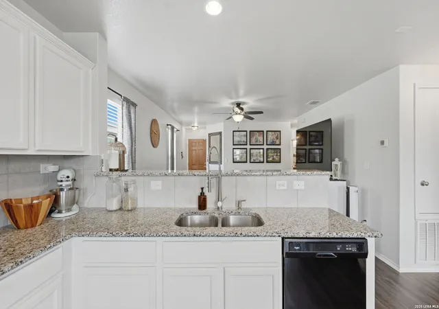 Photo 2 of Single family home for sale at 226 Elderberry, New Braunfels, TX 78130 | MLS# 1957771 | Listing updated on 2026-10-08