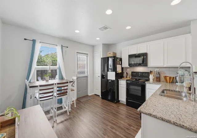 Photo 3 of Single family home for sale at 226 Elderberry, New Braunfels, TX 78130 | MLS# 1957771 | Listing updated on 2026-10-08