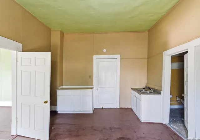 5th image of 221 Leigh, San Antonio, TX 78210 | MLS# 1957796