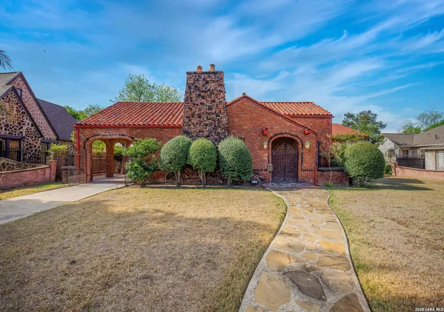 Homes for sale in San Antonio, TX | 2150 W Summit Ave, San Antonio, TX 78201 | MLS# 1957812
