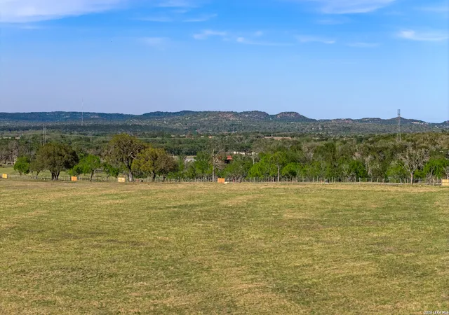 20th image of 0001 Clearwater, Comfort, TX 78013 | MLS# 1957839