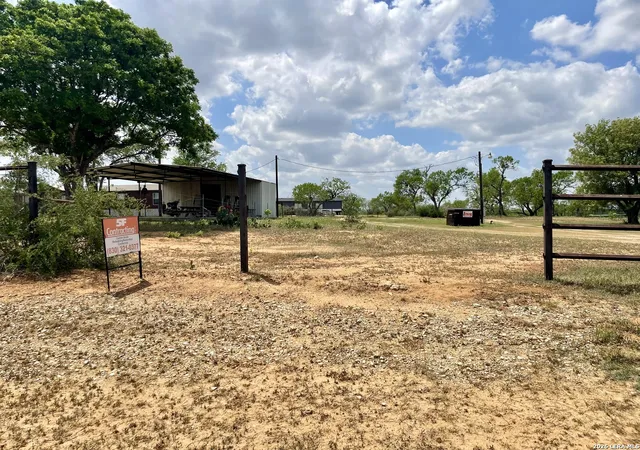 Photo 3 of Land for sale at 2566 Fm 539, La Vernia, TX 78121 | MLS# 1957843 | Listing updated on 2026-09-07