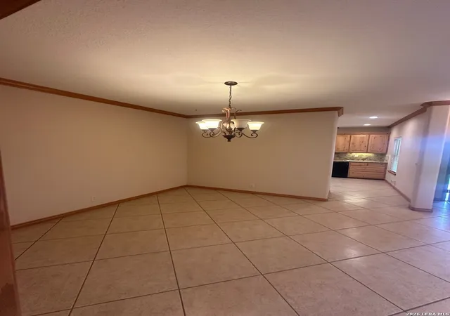 5th image of 3 Summit View, Uvalde, TX 78801 | MLS# 1957848