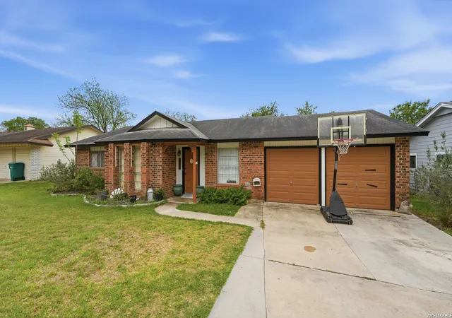 3rd image of 7830 Village Oak Dr, Live Oak, TX 78233 | MLS# 1957909