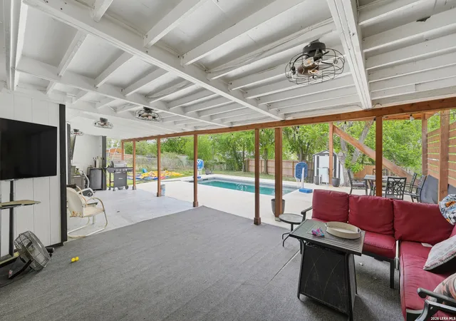 5th image of 7830 Village Oak Dr, Live Oak, TX 78233 | MLS# 1957909