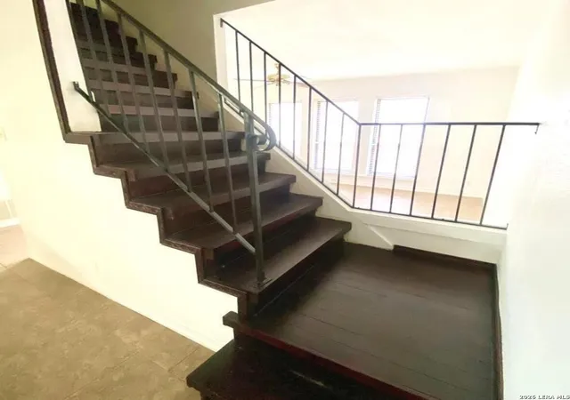 Photo 3 of Sale Pending at 6810 Crown Rdg, San Antonio, TX 78239 | MLS# 1957934 | Listing updated on 2026-09-07