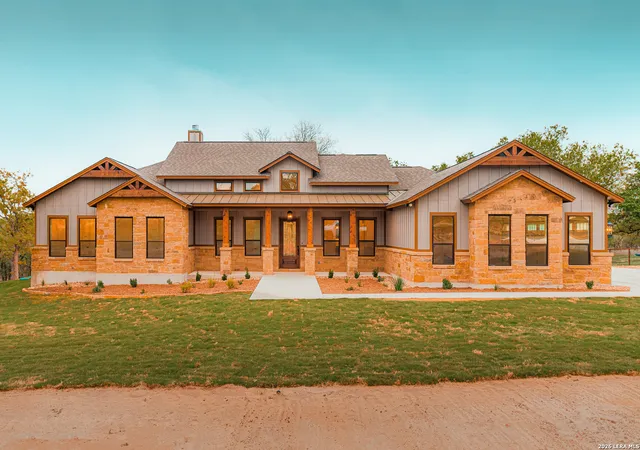 2nd image of 152 Hondo Ridge, La Vernia, TX 78121 | MLS# 1957955