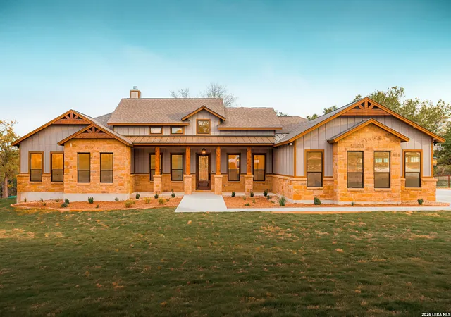 1st image of 152 Hondo Ridge, La Vernia, TX 78121 | MLS# 1957955
